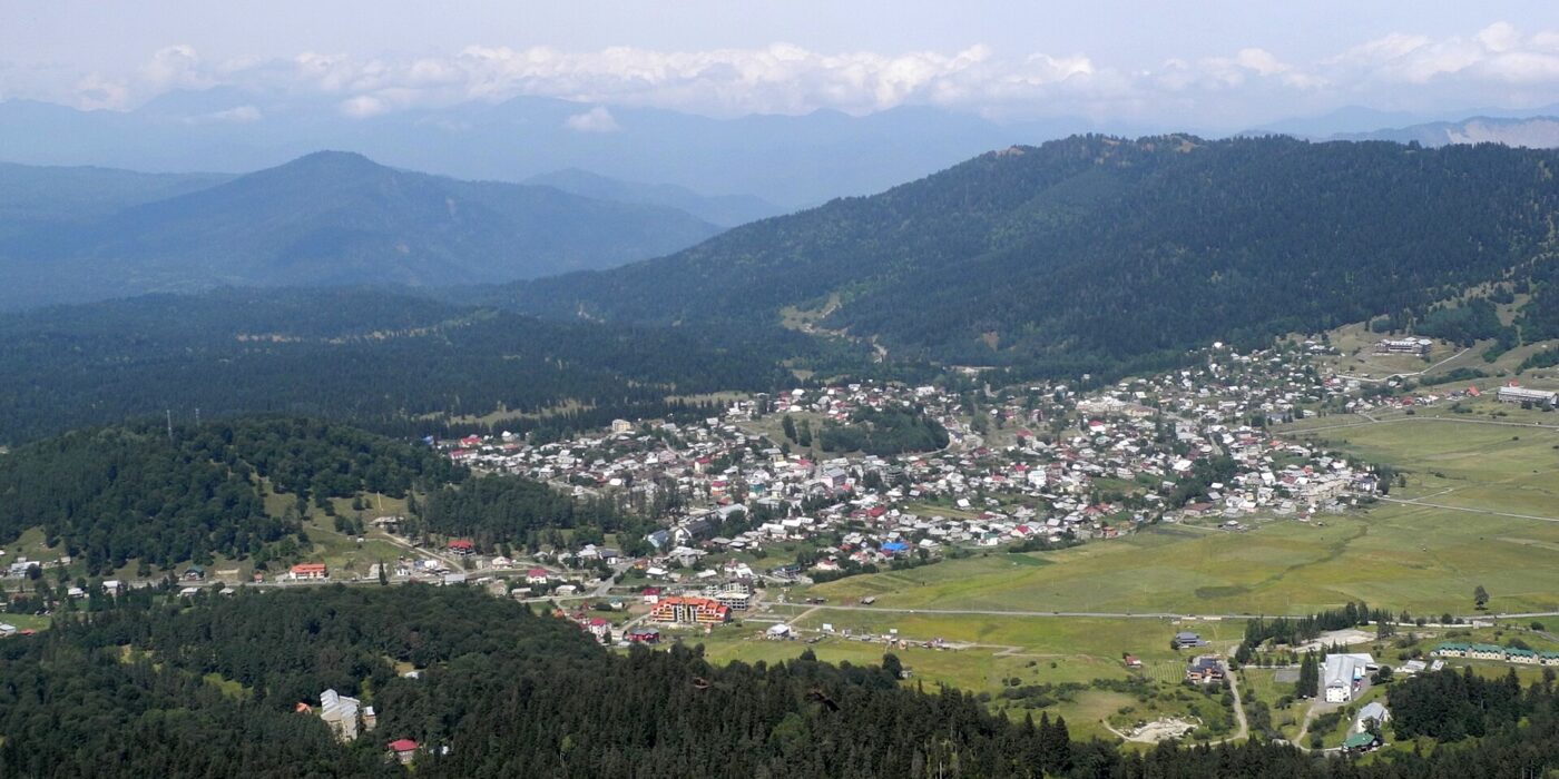 Bakuriani: rodinné lyžování a léto v horách